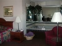 Country Hearth Inn Lomira Hotel Экстерьер фото